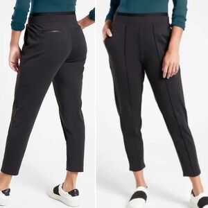 Athleta Venice Pintuck Pant Size MT